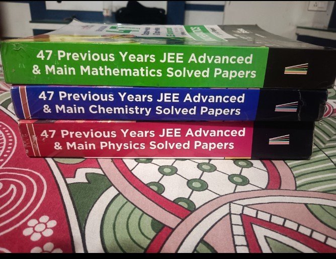 Disha 47 Years JEE Main & Advanced PYQ