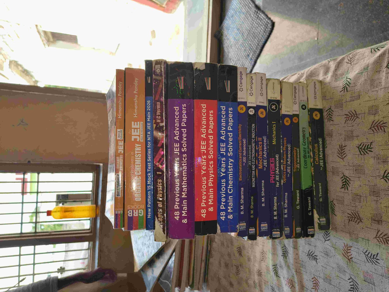 Cengage physics+maths cengage+previous jee papers